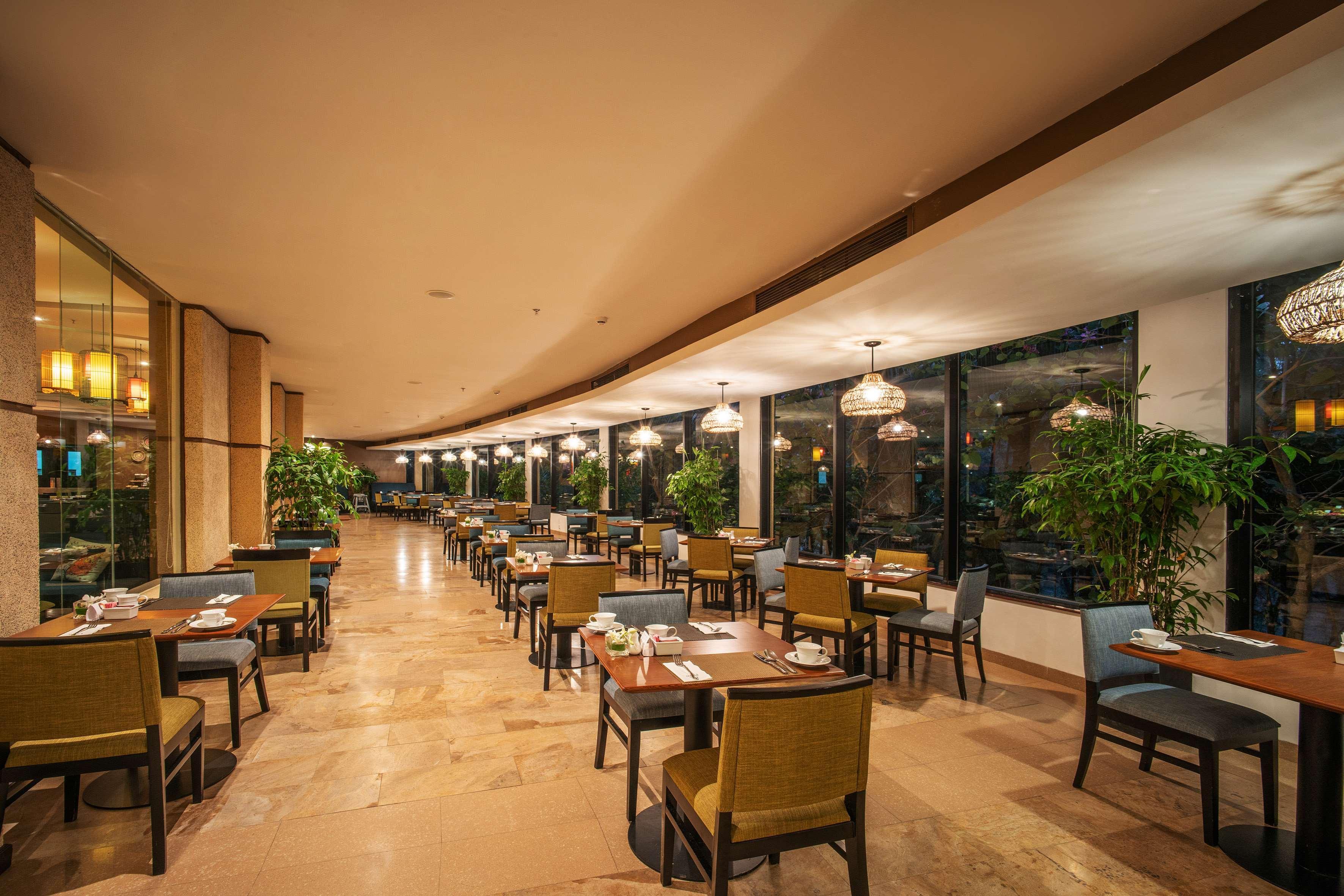 Melia Danang Beach Resort Bagian luar foto