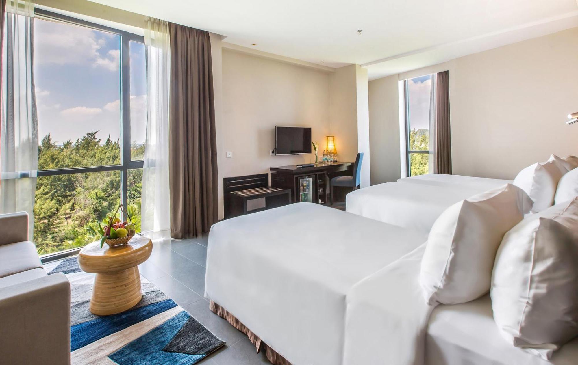 Melia Danang Beach Resort Bagian luar foto