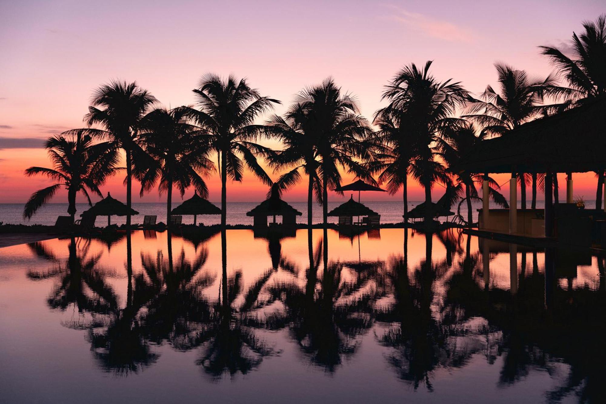 Melia Danang Beach Resort Bagian luar foto