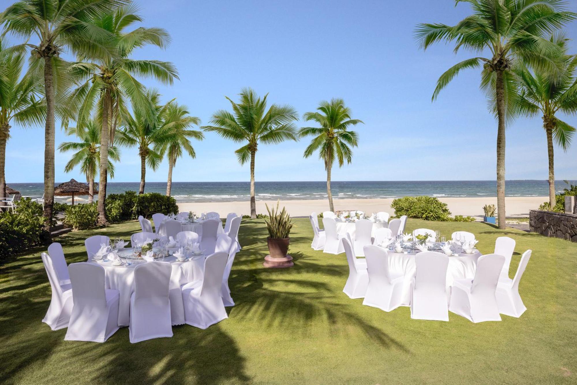 Melia Danang Beach Resort Bagian luar foto